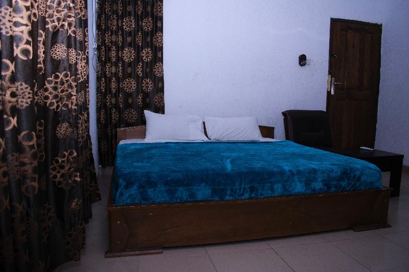 Day By Day Hotel Lagos Exterior photo