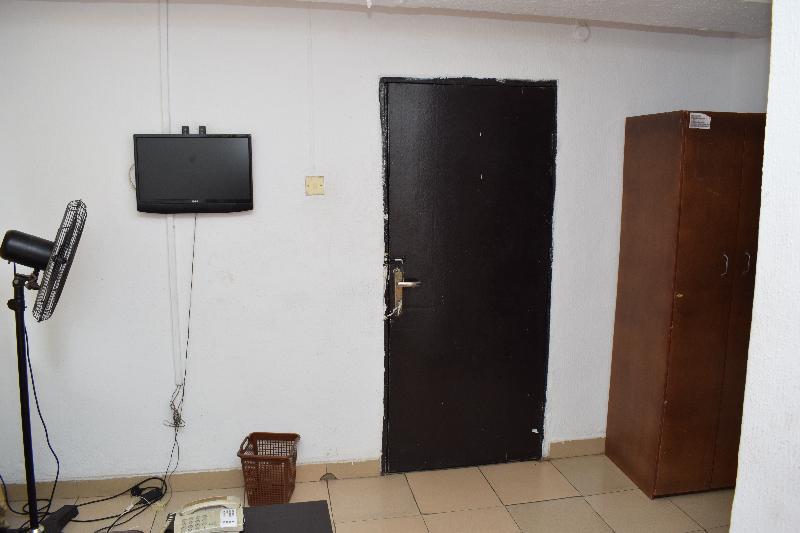 Day By Day Hotel Lagos Exterior photo