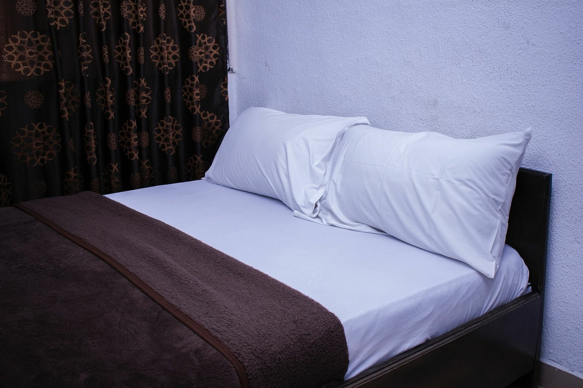 Day By Day Hotel Lagos Exterior photo